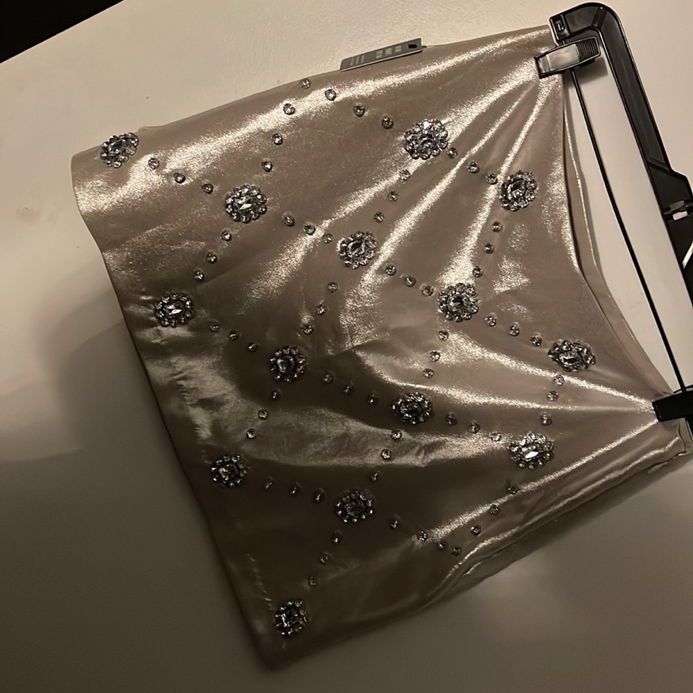 Skirt - Picture 3 of 5